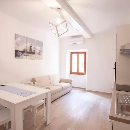 Cosmopoli - Goelba Apartamento *