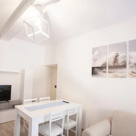 Cosmopoli - Goelba *